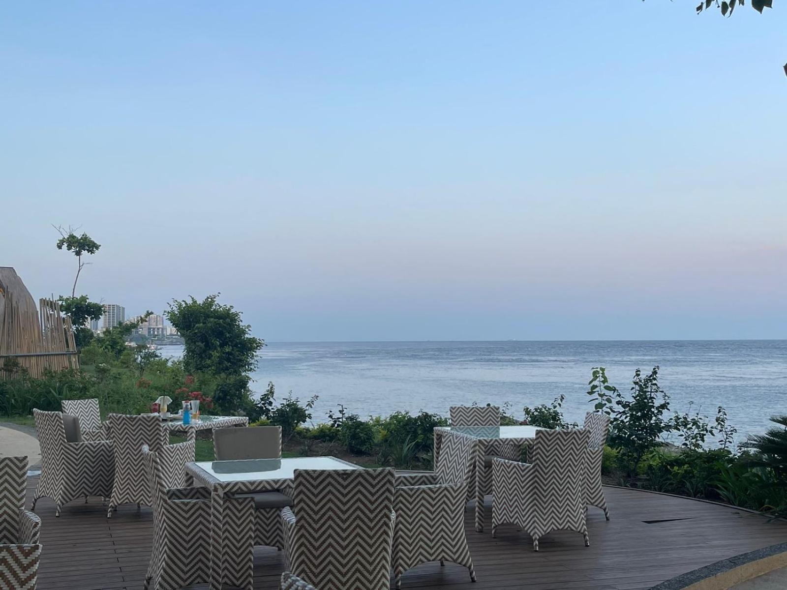 Mactan Newtown 8 Boulevard Deluxe Punta Engaño Exteriér fotografie