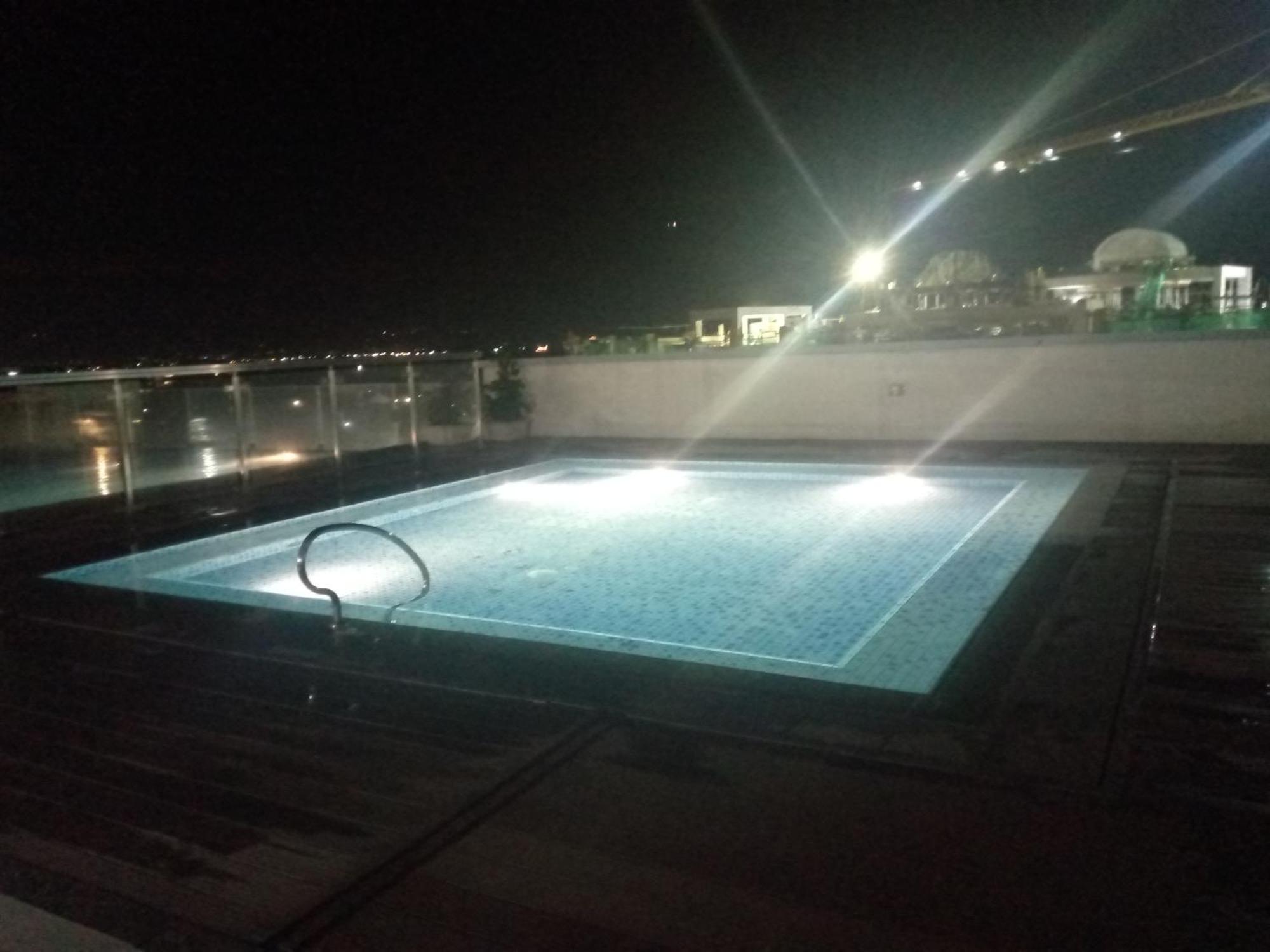 Mactan Newtown 8 Boulevard Deluxe Punta Engaño Exteriér fotografie